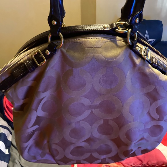 Coach - Picture 2 of 2